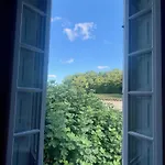 Bed & Breakfast Chateau De Lugerat