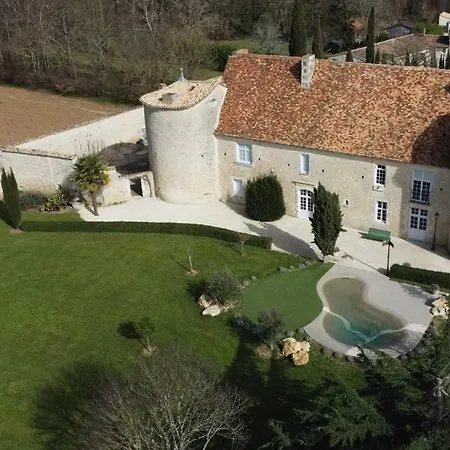 Bed & Breakfast Chateau De Lugerat Bignac