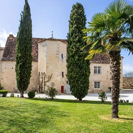 Bed & Breakfast Chateau De Lugerat