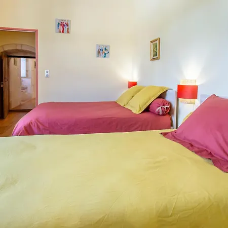 Bed & Breakfast Chateau De Lugerat