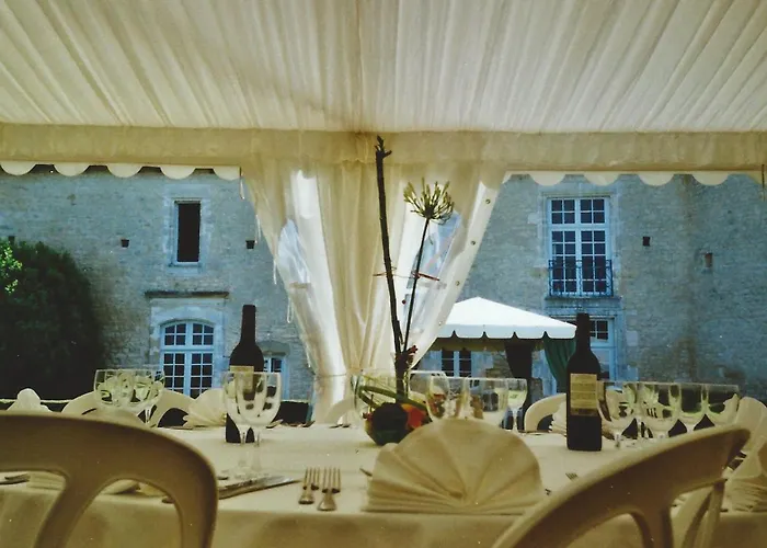 Chateau De Lugerat - 4 - 2 Et 3 Personnes *